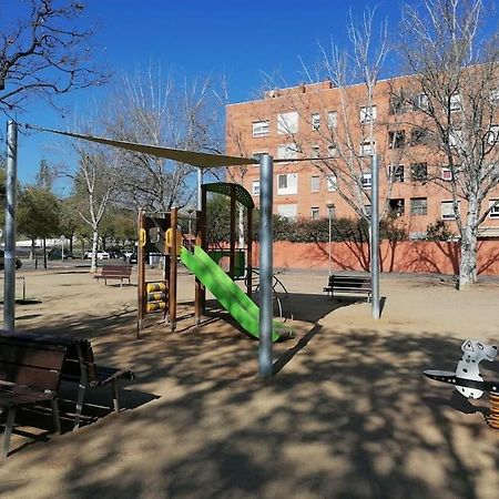 Piso Pl 2B, 20Min Plaza Cataluna Sant Adrià de Besòs Kültér fotó