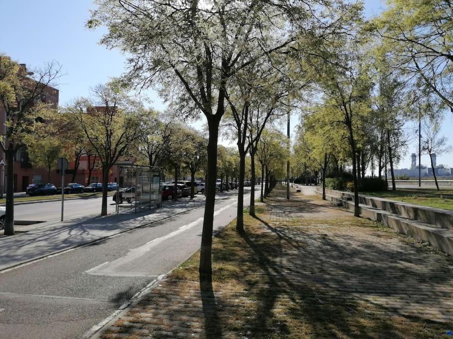 Piso Pl 2B, 20Min Plaza Cataluna Sant Adrià de Besòs Kültér fotó